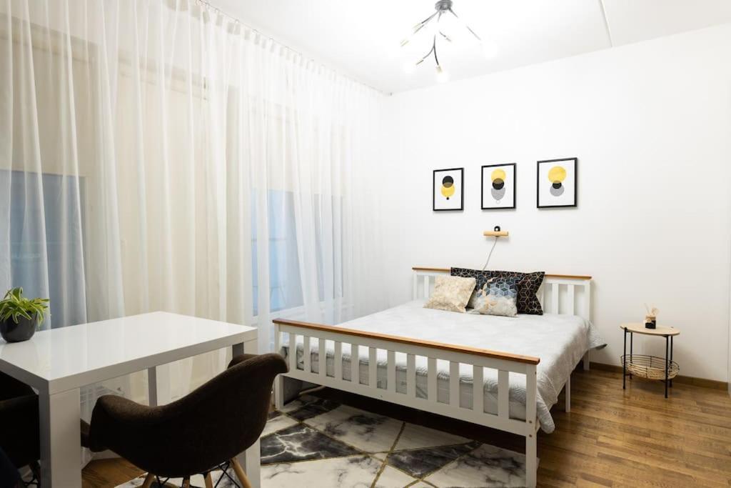 Modern & Cozy Place In The Very Heart Of Tallinn Bagian luar foto